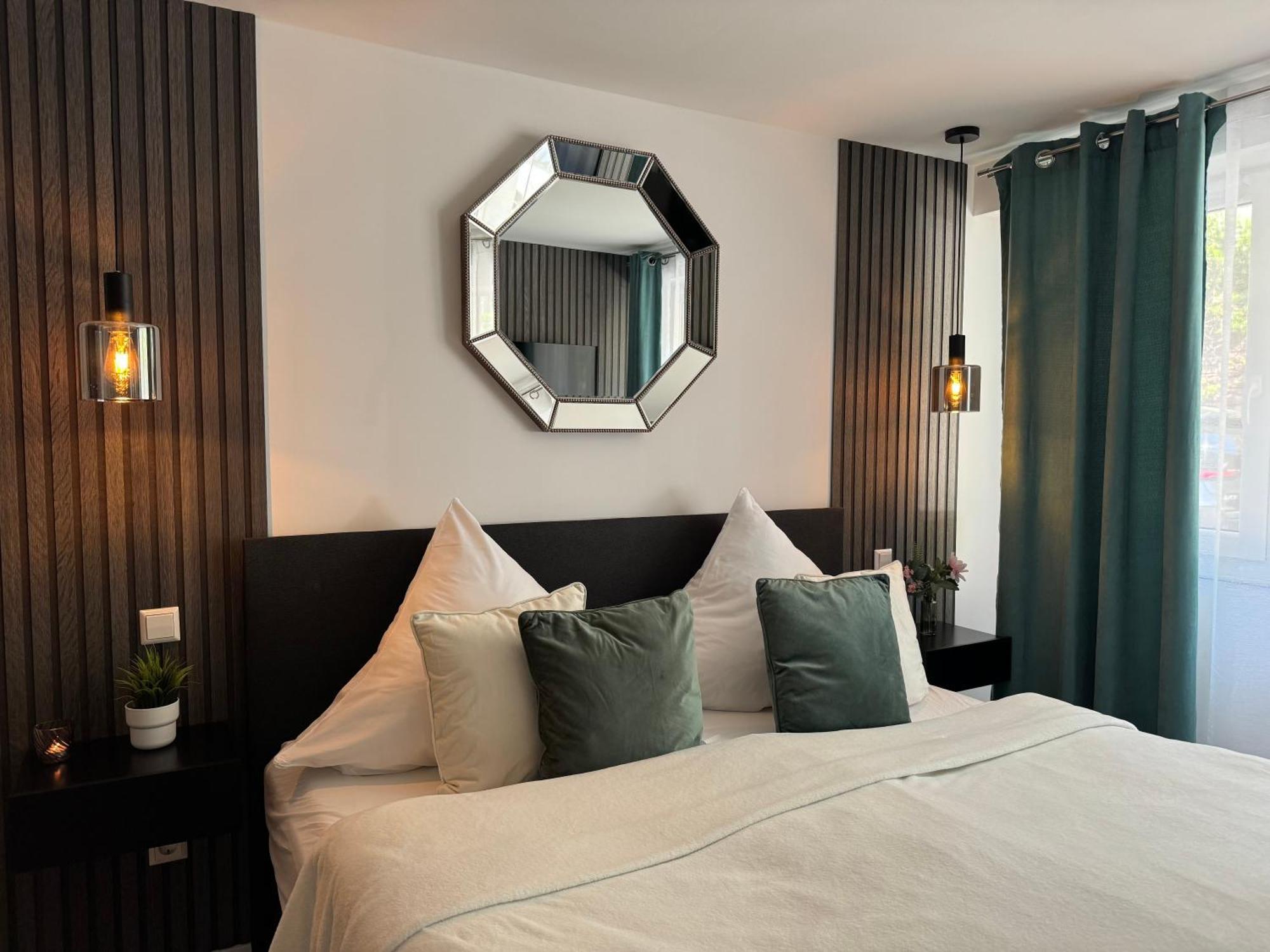 Prime Host Dream Apartment Karlsruhe Bagian luar foto